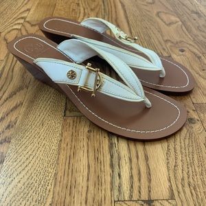 Tory Burch 8.5M White Sandals